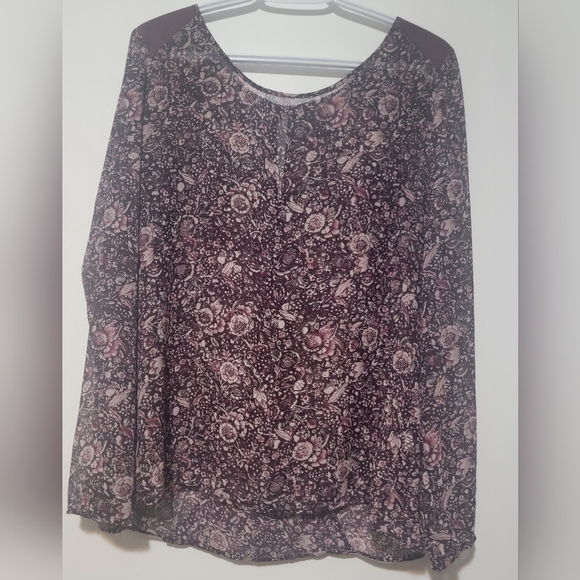 XL Blouse - Picture 2 of 6